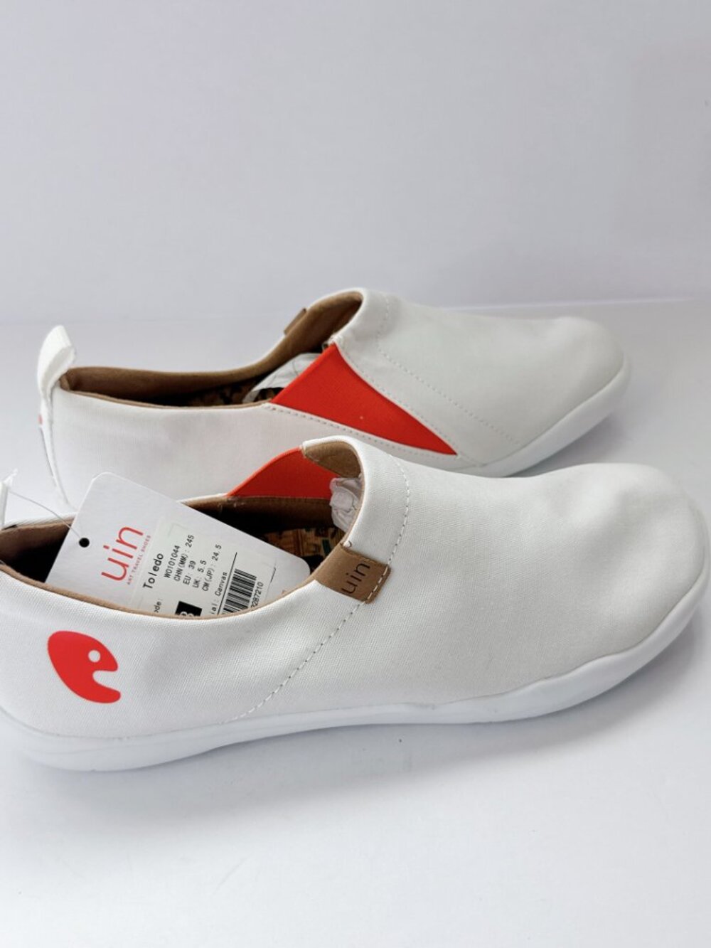 Women’s Size 8 UIN Toledo White Canvas Slip-On Shoes Comfort Travel Flats - Picture 4 of 12